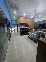 A'posh Bizhub (D27), Factory #563494901